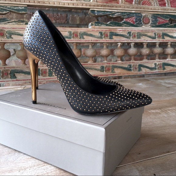 BCBG Max Azria Black Astred Studded Pump - Picture 4 of 8